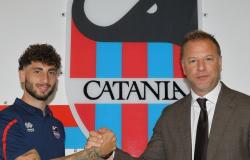 OFICIAL-Catania: se prorroga el contrato de Chiarella