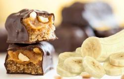 Snickers de plátano sin cocción y sin lactosa, también es apto para celíacos y veganos y está riquísimo: te desvelo la receta secreta