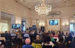 la conferencia de información y sensibilización sobre el virus del papiloma organizada por Rotary en el Casino (Foto y vídeo) – Sanremonews.it