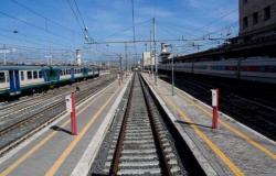 Muere al ser atropellado en el tren Roma-Pisa, provocando molestias y retrasos de hasta 210 minutos