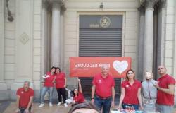 Los voluntarios de Pavia nel Cuore bajo la Cúpula Arnaboldi para el Día Internacional de la Enfermera