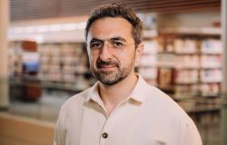 Mustafa Suleyman, jefe de IA de Microsfot: “La inteligencia artificial nos hará ricos, pero primero tendremos que contenerla”