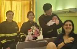 De Valbormida a Savona para dar a luz: la policía estatal abre el camino a una pareja en coche y nace la pequeña Greta en San Paolo