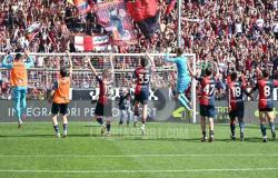 El Génova remonta para ganar 2-1 al Sassuolo de los ex jugadores de Ballardini y Pinamonti