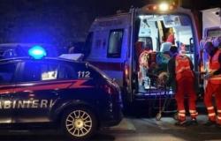 Un hombre de 40 años encontrado muerto en su casa, rastros de sangre en varias habitaciones en Scicli: no se descarta el asesinato