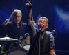 Bruce Springsteen se suelta en un concierto repleto de éxitos en Syracuse (reseña)