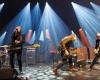Simple Minds, Jim Kerr con fiebre en el escenario del Foro: ‘Milán, me hiciste llorar’