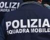 Corriere robó productos en una tienda online en Lucca y escondió 5 kilos de hachís en su casa: detenido