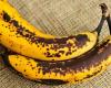 ¿Por qué se forman manchas negras en los plátanos? ¿Son mejores para comer que los amarillos?