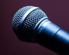Vuelve la manía del karaoke: los orígenes y el éxito en Italia