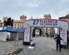 Media maratón de Piacenza, la Piazza Cavalli se transforma: 1.500 corredores en la salida