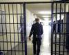 Prisión de Pavía: un recluso muerde a un agente en la pantorrilla y le arranca un trozo de piel