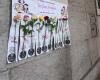 Flores en las paredes de Varese y Legnano: es un curioso regalo para el Día de la Madre