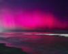 Auroras Boreales en Italia, ¿cómo es posible? Por qué lo vemos (y por qué es rosa): el fenómeno
