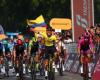 Giro de Italia, Kooij gana la novena etapa y Pogacar siempre con la maglia rosa – Revista Sbircia la Notizia
