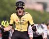 Olav Kooij gana la novena etapa del Giro de Italia 2024