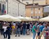 La fiesta de los bodegueros llena la plaza, con mil asistentes en Cormons • Il Goriziano