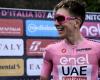 Giro de Italia, porque Pogacar participó en el sprint de Nápoles. Un día como gregario…