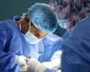 El primer receptor de trasplante de riñón de cerdo murió después de dos meses