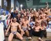 Celebración de la salvación del Nuoto Catania, vencieron al Vis Nova y permanecen en la Serie A1