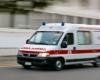 Palermo, cae por un bache: la ambulancia llega después de una hora