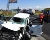 Aterrador accidente entre coche y camión cargado de bombonas: esposa y marido heridos