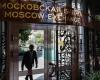 La Bolsa de Moscú bloquea el comercio en dólares y euros: reacción contra las sanciones