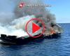Miedo en la isla de Elba: el yate de Stefani Craxi en llamas. VIDEO