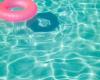 Cae a la piscina mientras jugaba en una fiesta de clase, un niño de 4 años en coma: rescatado por un padre