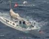 Migrantes, barco naufraga frente a la costa de Calabria: 50 desaparecidos