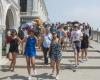 Venecia, la fuga de residentes en los días de grandes acontecimientos: 5.000 “emigran” los fines de semana de Carnaval