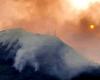 Reporte del clima. Nápoles, gran incendio en la colina Camaldoli. Lluvia de ceniza también en la ciudad