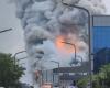 Incendio en fábrica de baterías de litio en Corea del Sur deja al menos 22 muertos
