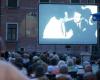 De Garrone a Cortellesi, pasando por Risi y Leone, esta tarde vuelve el cine al aire libre: pantallas gigantes en la ciudad