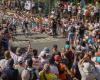 El espectáculo del Tour de Francia en Italia parece una gran fiesta popular