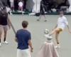 Sinner y Berrettini juegan al fútbol en Wimbledon y sorprenden a la afición: no parecen tenistas